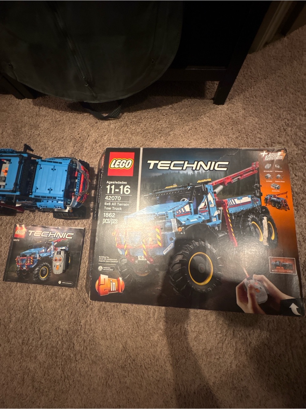 Lego TECHNIC 6x6 All Terrain Tow Truck Set